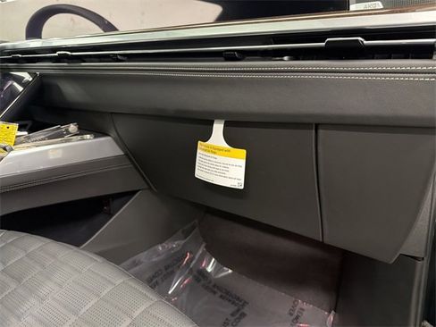 Certified 2025 Cadillac Escalade Sport Platinum w/ LPO, ONYX Package image 26