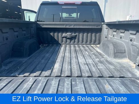 Used 2022 Chevrolet Silverado 1500 LT Trail Boss w/ Convenience Package II AWD/4WD image 28
