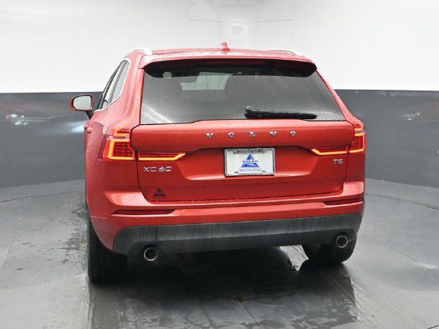 Used 2019 Volvo XC60 T5 Momentum w/ Multimedia Package FWD image 7