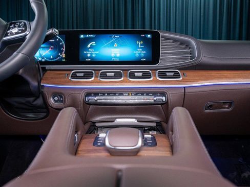 Used 2023 Mercedes-Benz GLE 350 4MATIC image 24