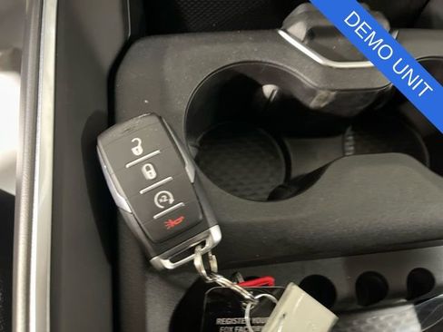 New 2025 RAM 2500 Big Horn AWD/4WD image 21