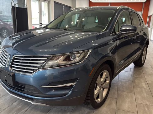 Used 2018 Lincoln MKC Premiere FWD image 3
