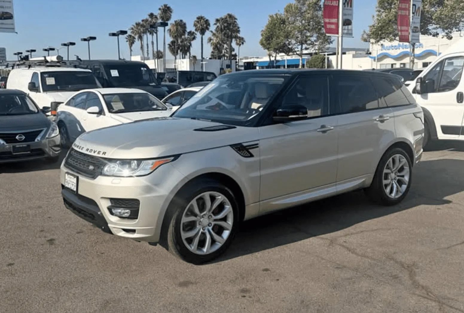 Used 2014 Land Rover Range Rover Sport Autobiography AWD/4WD image 2