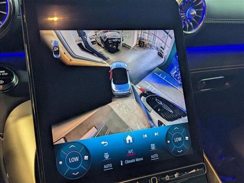 New 2025 Mercedes-Benz SL 63 AMG 4MATIC image 12