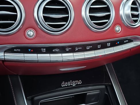Used 2019 Mercedes-Benz S 560 Cabriolet image 20