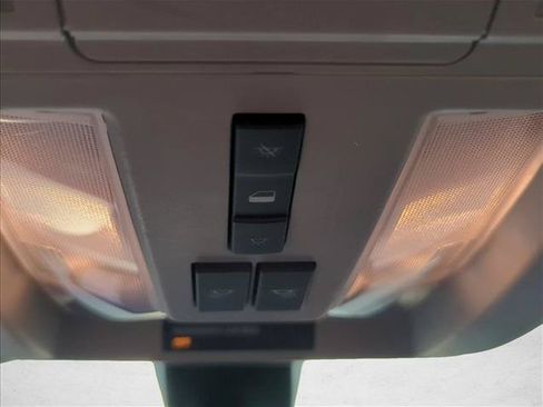 Used 2015 Cadillac SRX FWD image 22