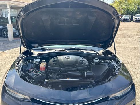 Used 2018 Chevrolet Camaro LT w/ RS Package image 12
