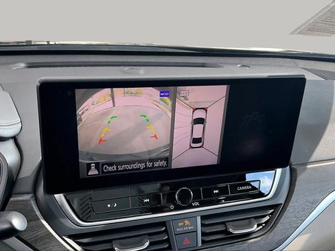 Certified 2024 Nissan Altima 2.5 SL FWD image 27
