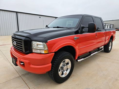 Used 2004 Ford F250 Harley-Davidson AWD/4WD image 26