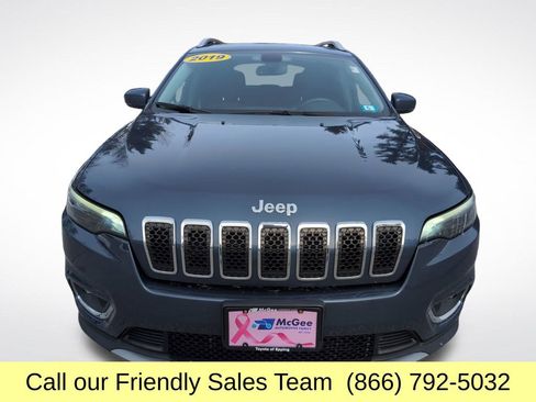 Used 2019 Jeep Cherokee Limited image 10