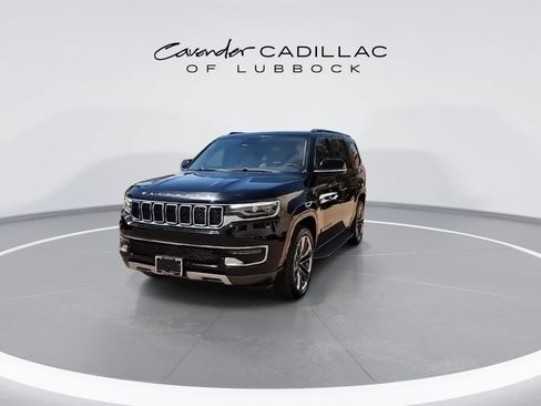 Used 2022 Jeep Wagoneer Series II w/ Premium Group I AWD/4WD image 4