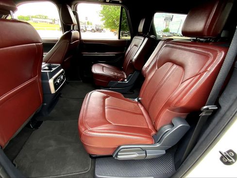 Used 2024 Ford Expedition Max Limited image 21