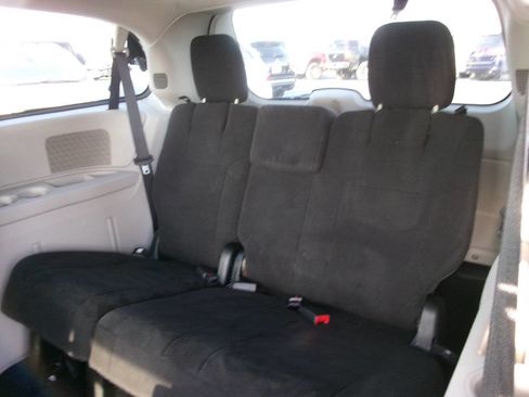 Used 2013 Dodge Grand Caravan SE image 20