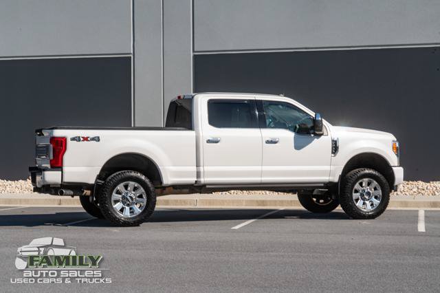 Used 2019 Ford F250 Platinum w/ Platinum Ultimate Package AWD/4WD image 11