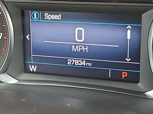 Certified 2022 GMC Acadia SLE w/ Driver Convenience Package image 19