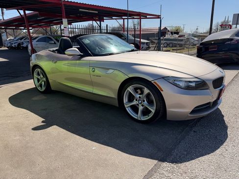 Used 2011 BMW Z4 sDrive30i w/ Premium Pkg image 40