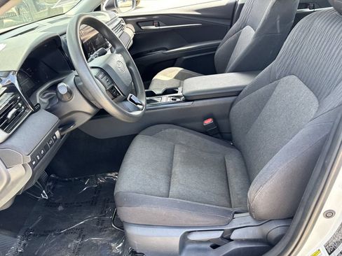 Used 2025 Toyota Camry LE FWD image 17