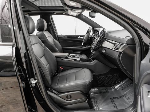 Used 2018 Mercedes-Benz GLE 43 AMG 4MATIC image 27