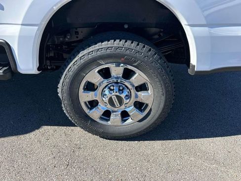 New 2026 Ford F250 Lariat w/ Lariat Ultimate Package image 13