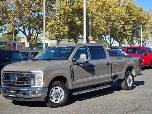 New 2026 Ford F250 XLT image 2