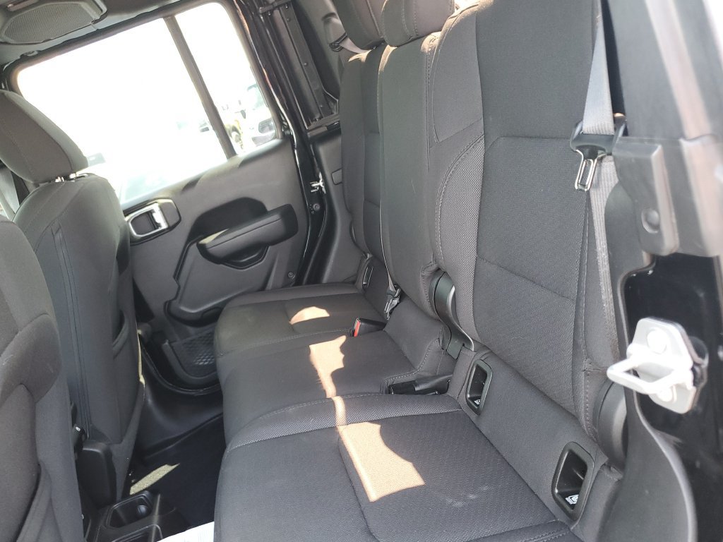 Certified 2023 Jeep Gladiator Sport AWD/4WD image 12