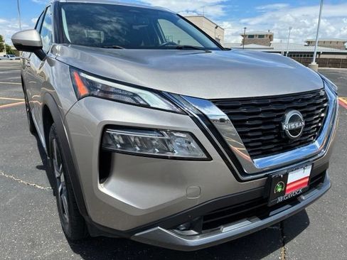Used 2022 Nissan Rogue SL FWD image 8