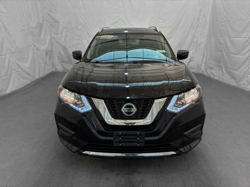 Used 2018 Nissan Rogue SV AWD/4WD image 2
