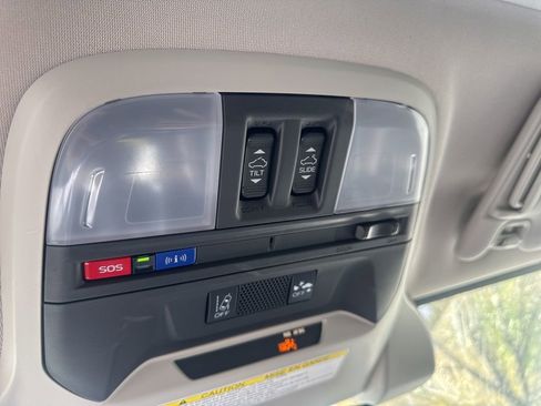 Used 2021 Subaru Crosstrek 2.5i Limited w/ Popular Package #4 image 10