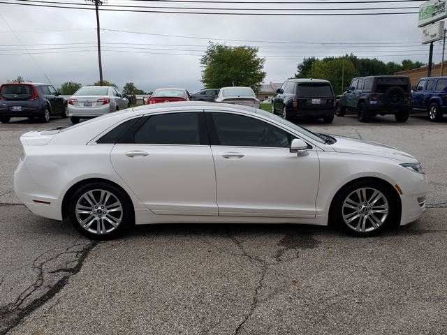Used 2015 Lincoln MKZ w/ Equipment Group 102A Reserve FWD image 7
