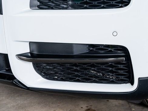 Used 2021 Rolls-Royce Cullinan Black Badge image 15