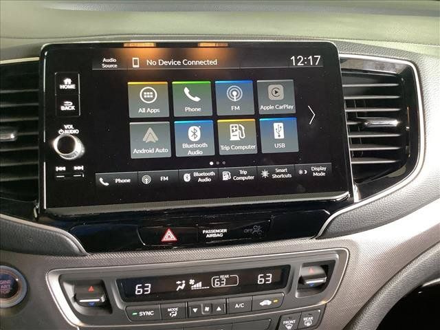 Used 2025 Honda Ridgeline Sport image 11