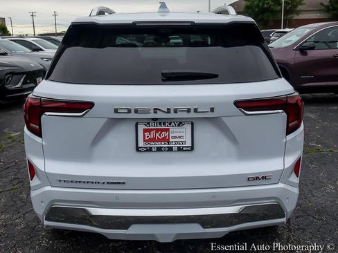 New 2026 GMC Terrain Denali AWD/4WD image 7