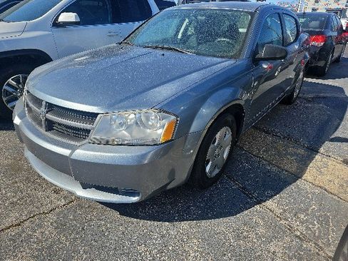Used 2010 Dodge Avenger SXT image 1