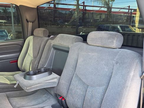 Used 2005 Chevrolet Silverado 1500 LS AWD/4WD image 24