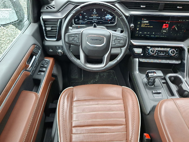 Used 2024 GMC Sierra 1500 Denali Ultimate AWD/4WD image 3