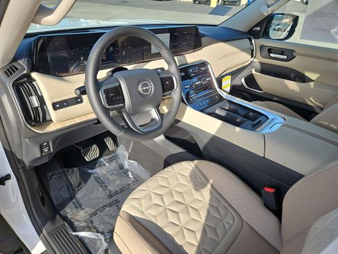 New 2026 Nissan Armada Platinum image 2