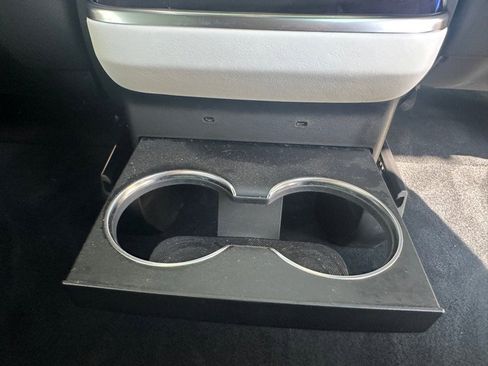 Used 2022 Tesla Model X image 62