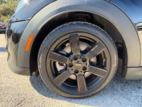 Used 2024 MINI Cooper S image 9