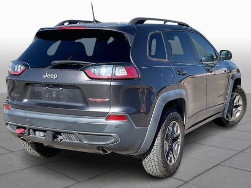 Used 2019 Jeep Cherokee Trailhawk w/ Cold Weather Group image 12