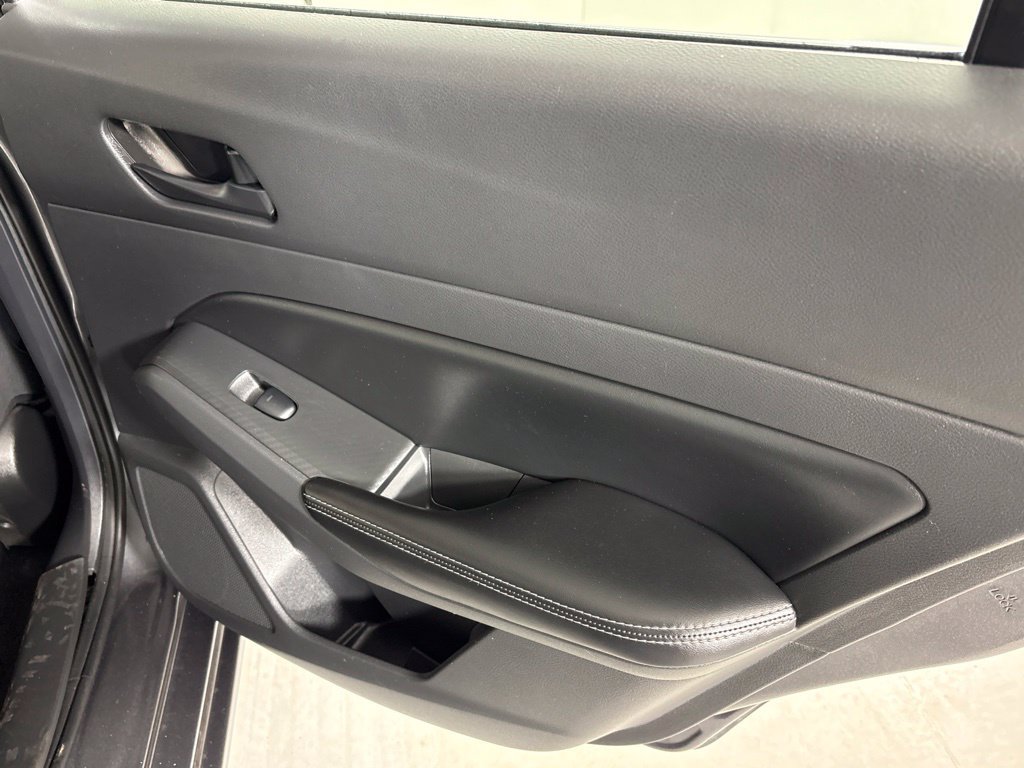 Used 2024 Nissan Altima 2.5 SV FWD image 18