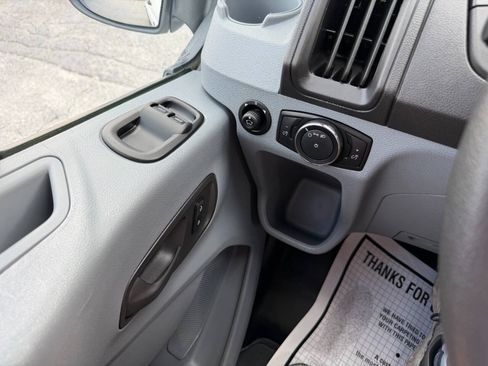 Used 2018 Ford Transit 350 XL RWD image 18