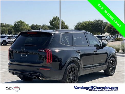 Used 2021 Kia Telluride EX w/ EX Premium Package AWD/4WD image 4