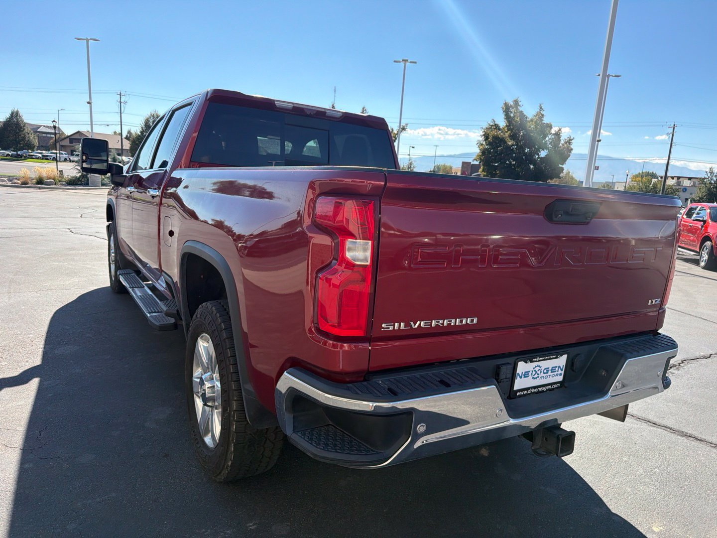 Used 2020 Chevrolet Silverado 2500 LTZ w/ LTZ Premium Package AWD/4WD image 14