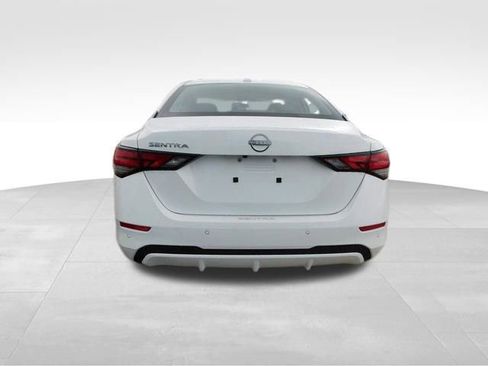 Used 2025 Nissan Sentra SV w/ All-Weather Package image 8