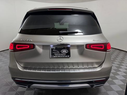 Used 2022 Mercedes-Benz GLS 450 4MATIC image 10