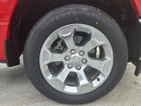 Used 2022 RAM 1500 Big Horn AWD/4WD image 35