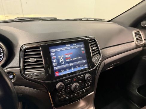 Used 2022 Jeep Grand Cherokee Altitude image 78