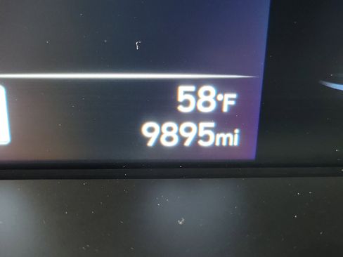 Certified 2025 Hyundai Elantra Sport image 11