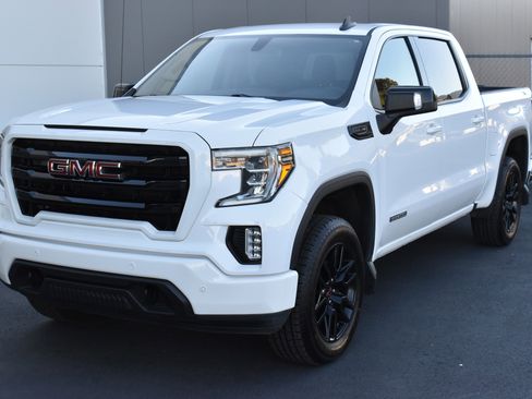 Used 2021 GMC Sierra 1500 Elevation w/ Preferred Package image 11