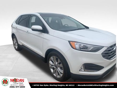 Used 2020 Ford Edge Titanium w/ Class II Trailer Tow Package AWD/4WD image 2